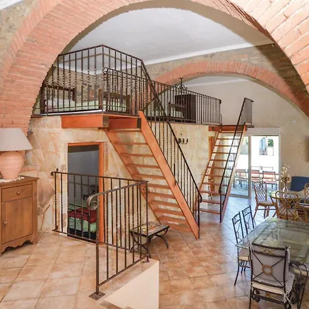 Prázdninový dům 2 Bedroom Stunning In Maria Poggio Santa-Maria-Poggio (Corsica)