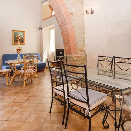 2 Bedroom Stunning In Maria Poggio * Santa-Maria-Poggio (Corsica)