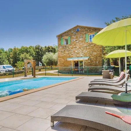 2 Bedroom Stunning In Maria Poggio
