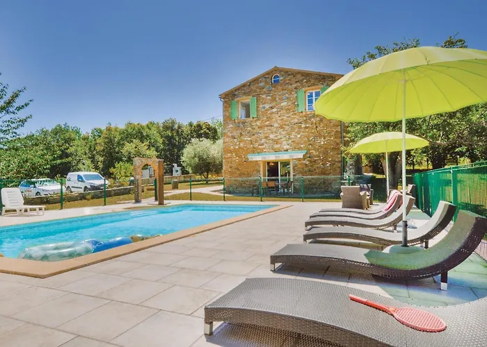 Amazing In Maria Poggio