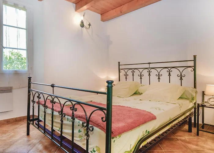 Amazing In Maria Poggio Santa-Maria-Poggio (Corsica)