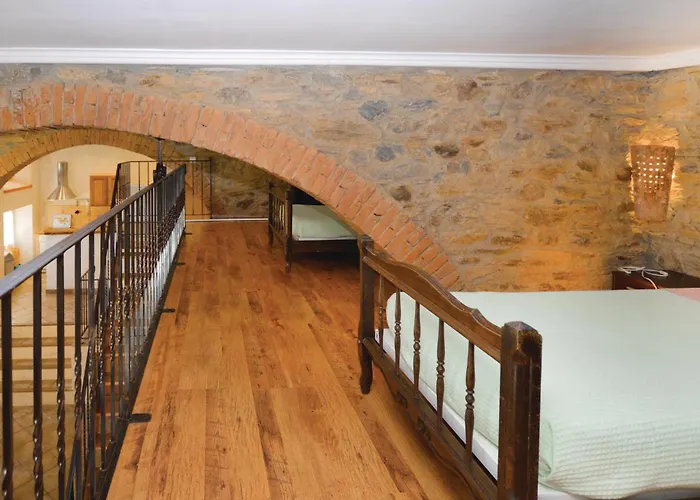 Amazing In Maria Poggio